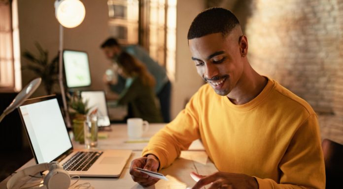 E-commerce avança em 2025 e atrai novas marcas para o B2C