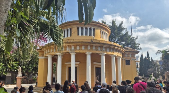 Passeio no Cemitério da Consolação celebra os Modernistas