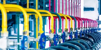 Escarfagem industrial ganha eficiência com mangueiras de borracha resistentes