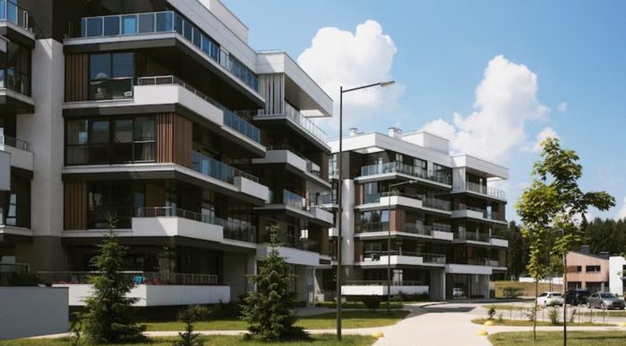 Taxas encarecem e inadimplência em condomínios atinge 11,95%