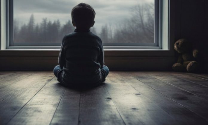 crianca-abandonada-230226