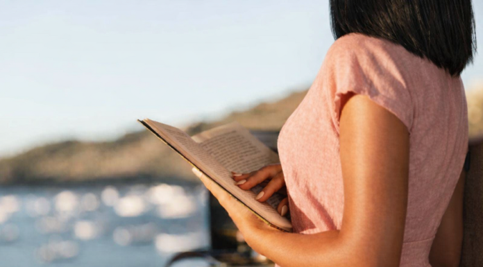 Ádyla Maciel analisa conexões linguísticas entre Brasil e Japão