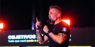 Robson V. Leite desenvolve métodos para agências digitais