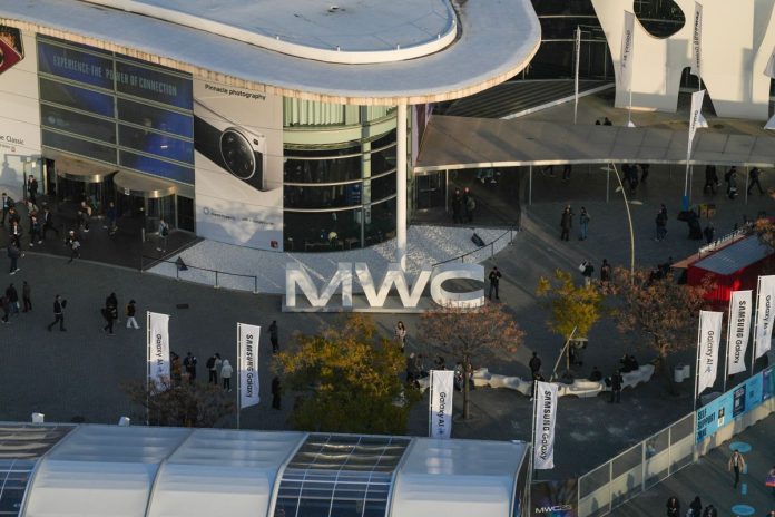 Brasil amplia presença internacional no MWC 2026