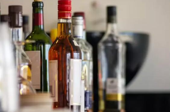 garrafas-bebida-260226