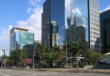 VERT reúne oito certificações ANBIMA no mercado de capitais