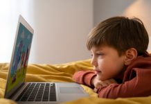 Aferição de idade online será implementada em fases Aferição de idade online será implementada em fases