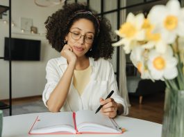 Alcançar metas de Ano Novo exige regulação emocional