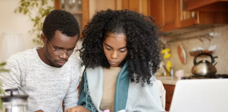 Pós-Carnaval no Rio amplia busca por reorganização