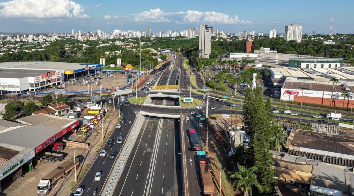 Trevo do Catuaí favorece comércio e logística em Maringá Trevo do Catuaí favorece comércio e logística em Maringá