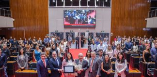 Assembleia Legislativa de MG homenageia Cartão de TODOS