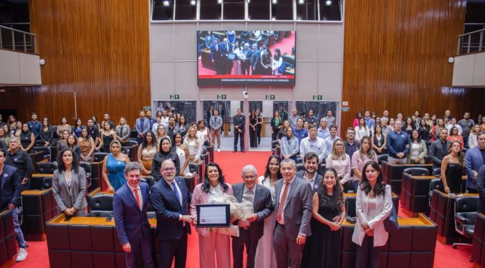 Assembleia Legislativa de MG homenageia Cartão de TODOS Assembleia Legislativa de MG homenageia Cartão de TODOS