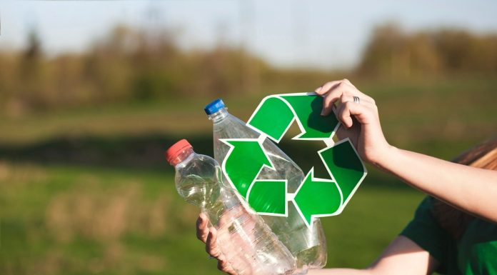 Economia circular envolve a redução de resíduos e a reutilização de materiais Economia circular envolve a redução de resíduos e a reutilização de materiais