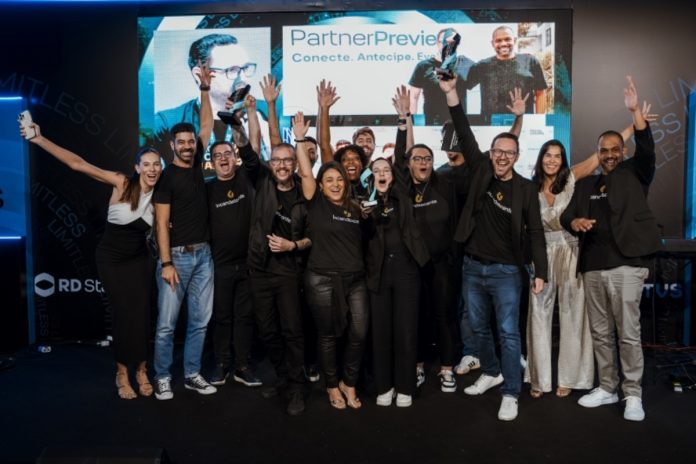 Premiação destaca 54 agências referências em mkt e vendas Premiação destaca 54 agências referências em mkt e vendas