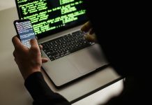 Golpes com IA imitam voz de líderes empresariais