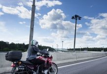 Moura lista erros na manutenção da bateria para motos Moura lista erros na manutenção da bateria para motos