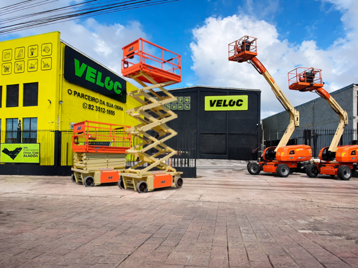 Locação de plataformas aéreas ganha espaço no Brasil Locação de plataformas aéreas ganha espaço no Brasil