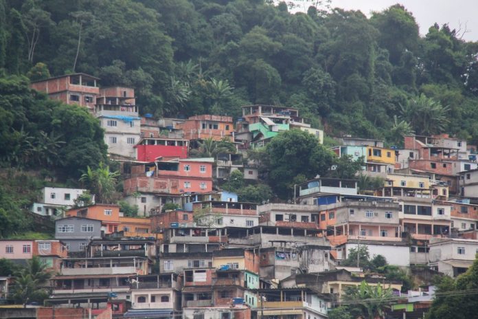 Oficina FavEla Empoder@ abre vagas para mulheres em Manaus