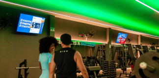 DOOH avança no Brasil e impulsiona mídia indoor