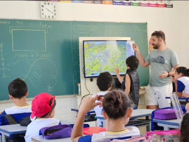 sala-de-aula-escola-botucatu-220326