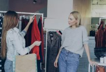 Varejo cresce em datas sazonais, mas falha no atendimento