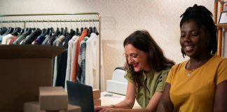 Fornecedores locais fortalecem revenda online no Brasil