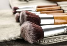 Higienização de pincéis de maquiagem ganha importância Higienização de pincéis de maquiagem ganha importância
