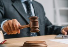 País tem apenas 2,5 mil leiloeiros e setor enfrenta escassez