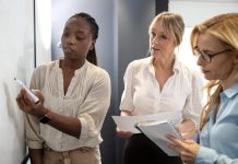 Mulheres são maioria nos CSCs, mas liderança segue desigual