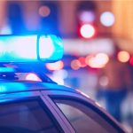 PM dispersa aglomeração, autua veículos e identifica irregularidades em comércio no Jardim Paraíso em Botucatu