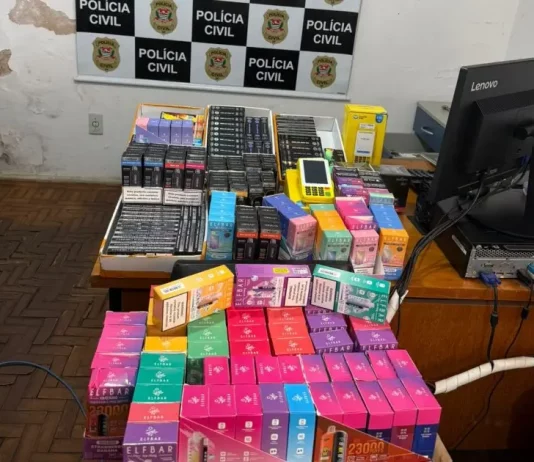 Polícia Civil apreende mais de 250 vapes e prende homem por comércio ilegal em Botucatu