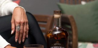 Licor de whiskey americano chega ao mercado brasileiro Licor de whiskey americano chega ao mercado brasileiro