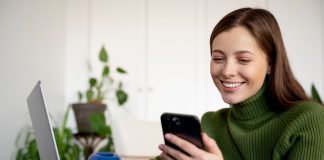 Uso de WhatsApp por empresas requer monitoramento