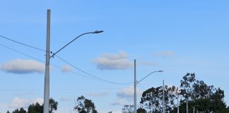 Expansão elétrica aquece mercado de postes de fibra de vidro