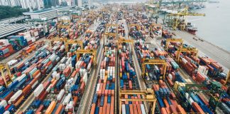 Rotas internacionais ajustam-se às mudanças no comércio global Rotas internacionais ajustam-se às mudanças no comércio global