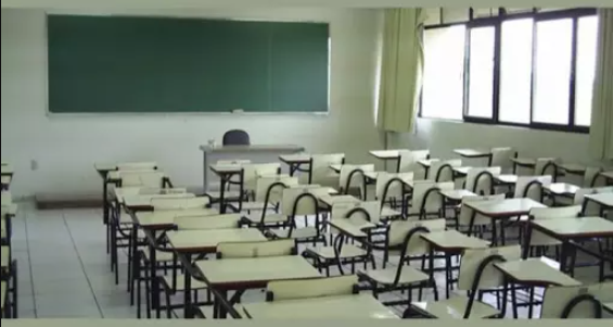sala-de-aula-vazia-160526