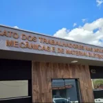Sindicato dos Metalúrgicos de Botucatu debate uso de celular nas fábricas e alerta para riscos de acidentes