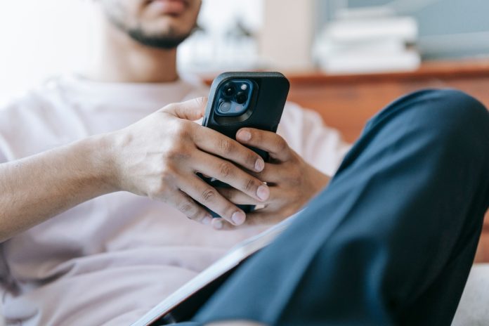 Redes sociais transformam luto em espaço de memória Redes sociais transformam luto em espaço de memória