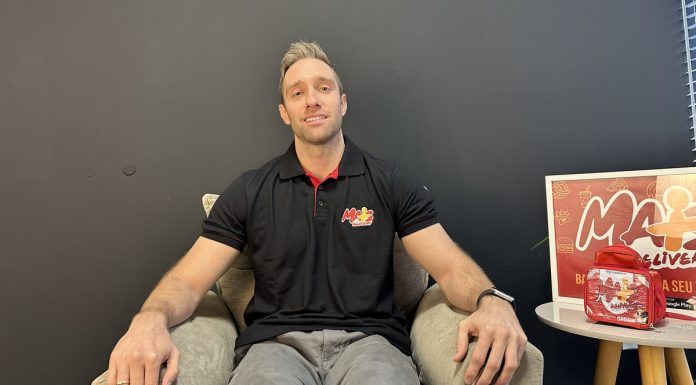 Gabriel Ramirez leva delivery ao interior do Brasil
