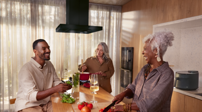 Electrolux celebra 100 anos e reforça seu papel nos lares