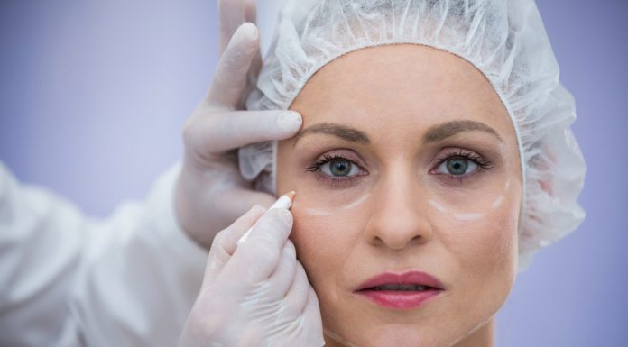 Cirurgia das pálpebras melhora aparência e visão Cirurgia das pálpebras melhora aparência e visão