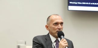 Tabagismo acende alerta para danos à saúde respiratória Tabagismo acende alerta para danos à saúde respiratória