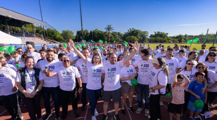 Hospital faz caminhada por 300 transplantes renais