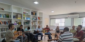 Oficina aborda deficiência visual na educação musical