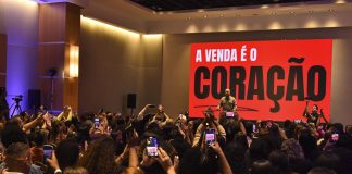 Empresas ampliam investimentos em treinamento de vendas