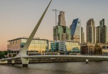 eComex leva gestão de comex em nuvem e IA à Argentina