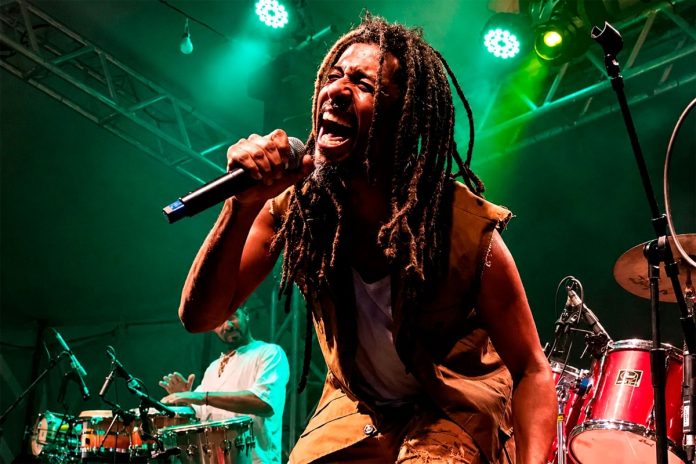 Reggae e IA inspiram projeto sobre racismo algorítmico