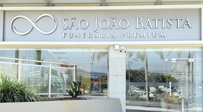 Homenagens póstumas unem tradição e inovação Homenagens póstumas unem tradição e inovação