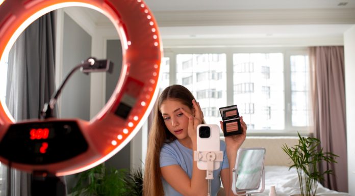 TikTok Shop impulsiona nova onda do e-commerce