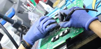 Setor solar amplia demanda por reparo de inversores